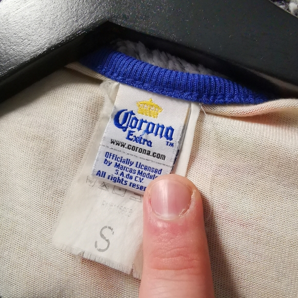 🇲🇽🏖️Corona Extra Branded Beer Tank Top Small - Picture 6 of 7